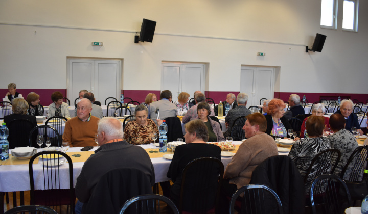 POSEDENIE PRI PRÍLEŽITOSTI MESIACA ÚCTY K STARŠÍM 2025