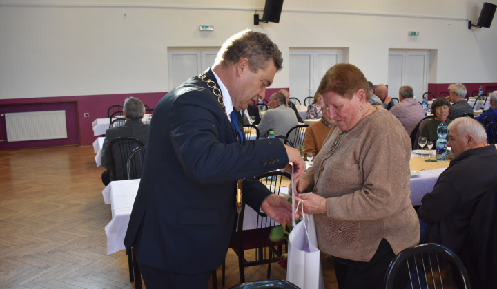 POSEDENIE PRI PRÍLEŽITOSTI MESIACA ÚCTY K STARŠÍM 2025