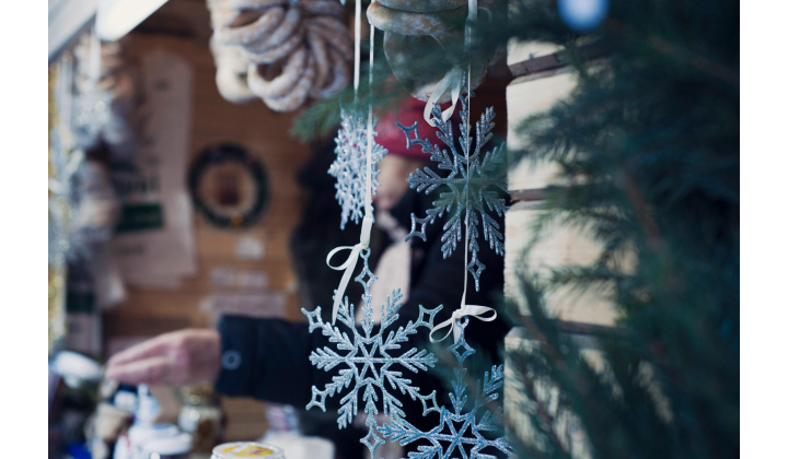 Stretnutie s Mikulášom vo vianočnom mestečku Veľký Lapáš